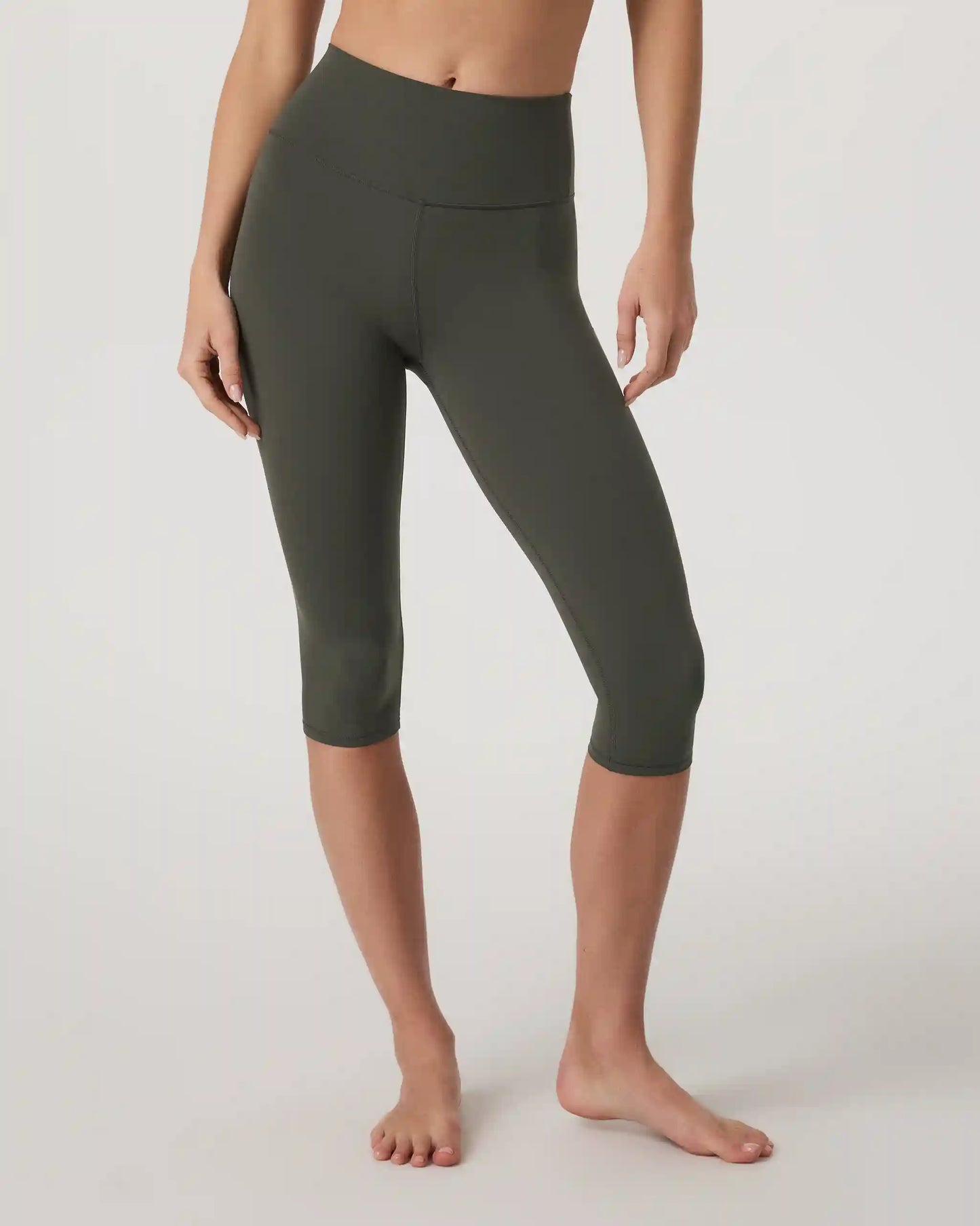 Vuori AllTheFeels™ Crop Legging