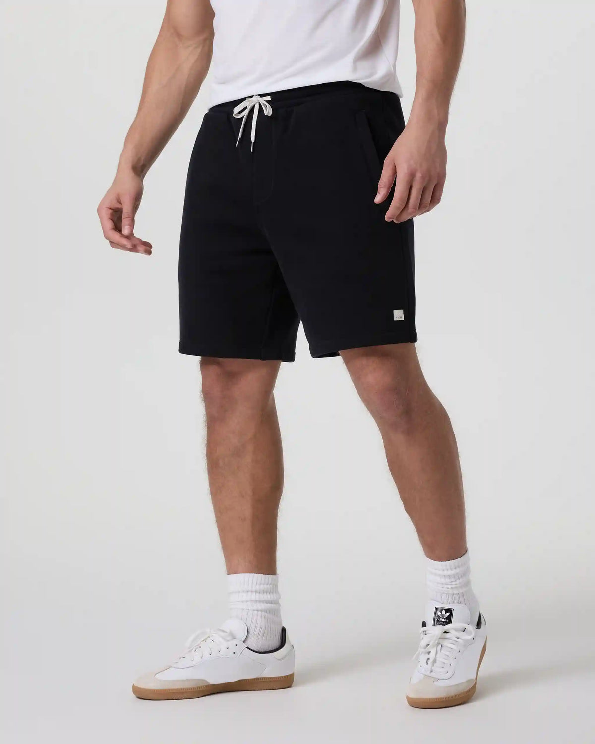 Seaside Short 8"