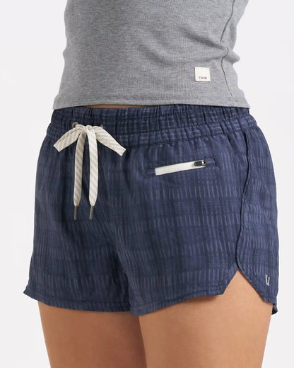 Clementine Short
