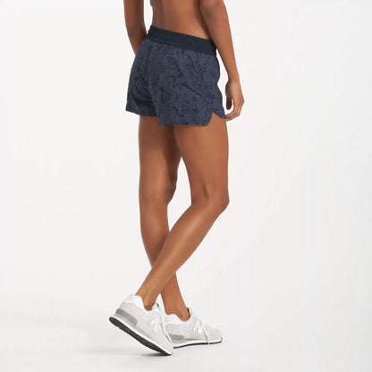 Clementine Short 4