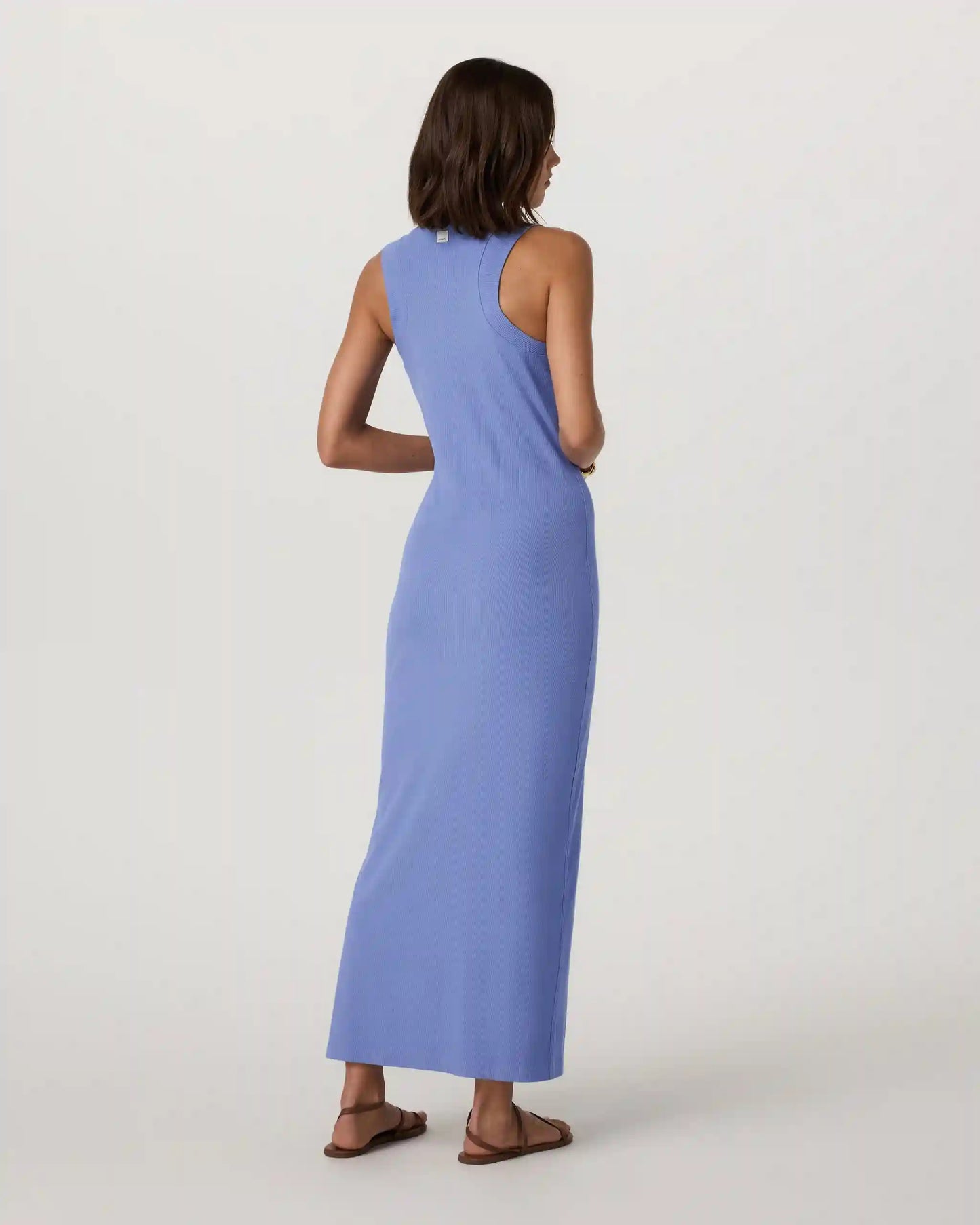 Pose Modern Dress