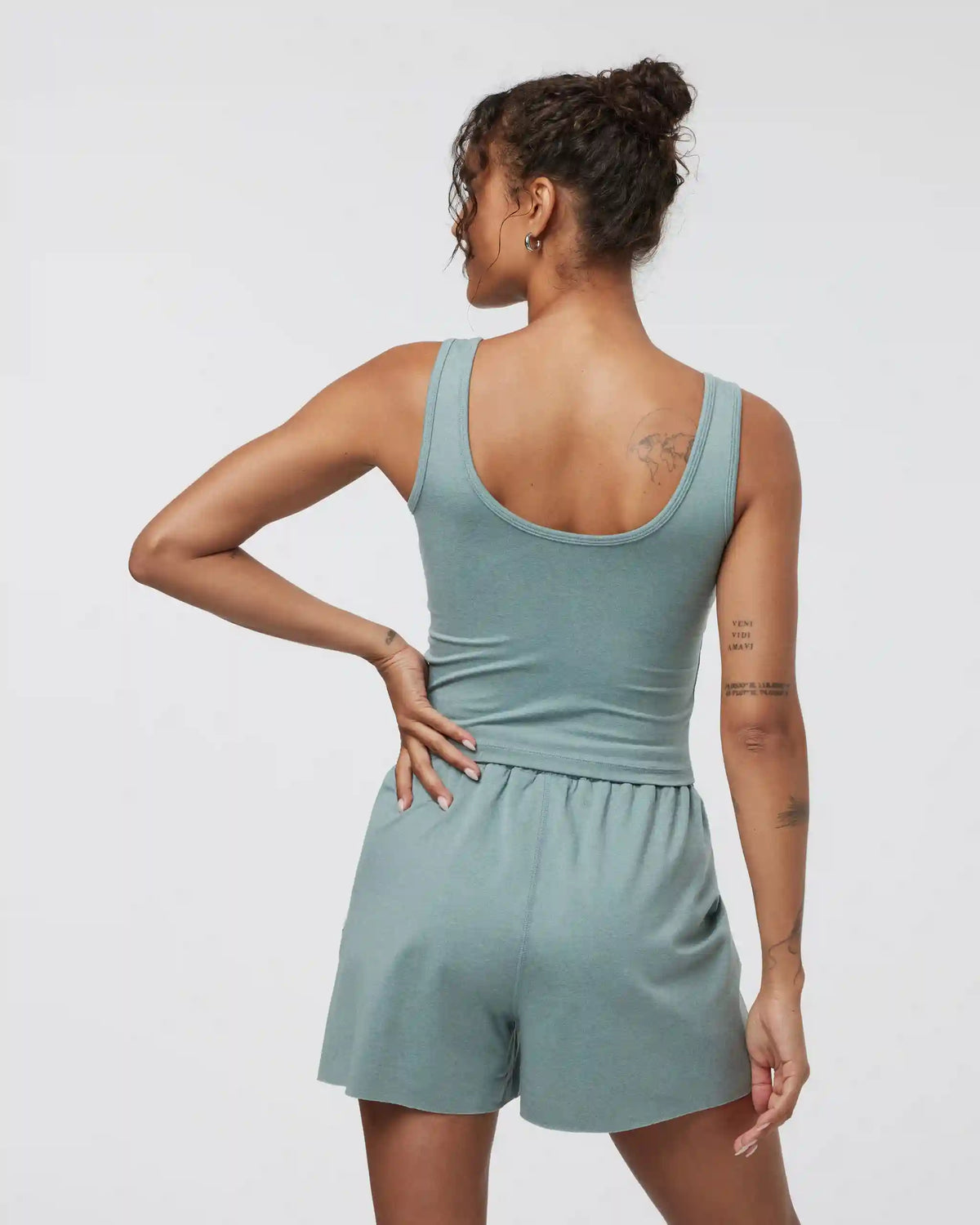 Halo Essential Tank