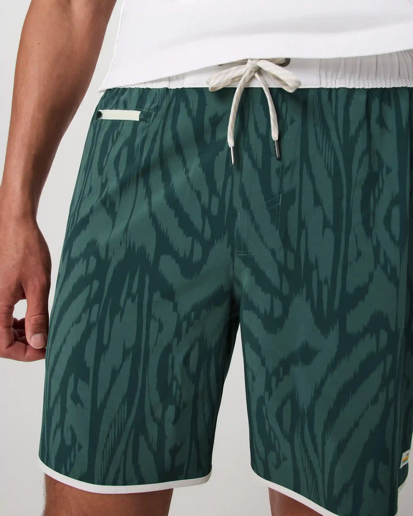 Banks Short Unlined 7"