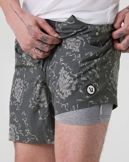 Kore Short Lined 7" Vuori x Kelsey Brookes