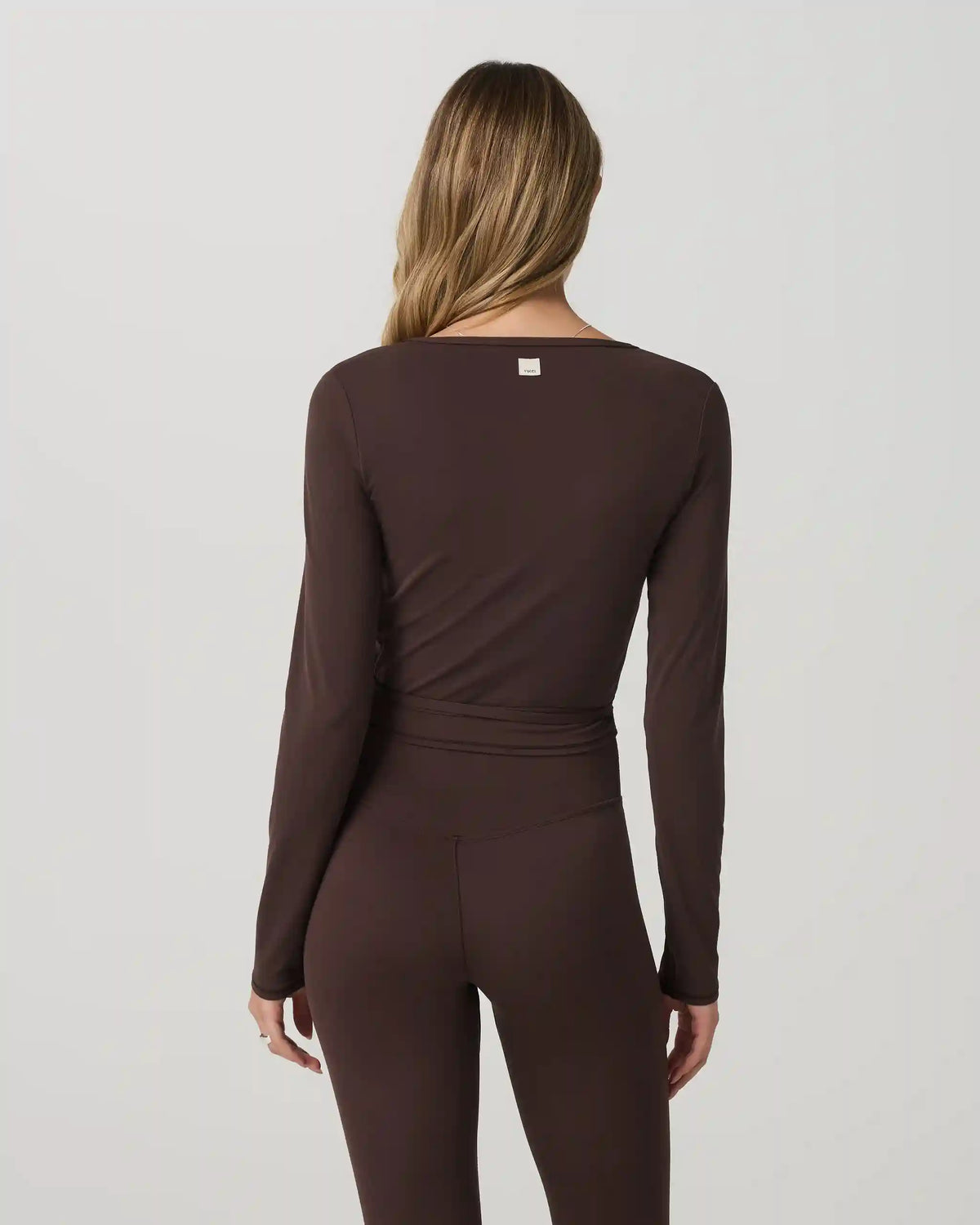 Vuori AllTheForm™ Wrap Top