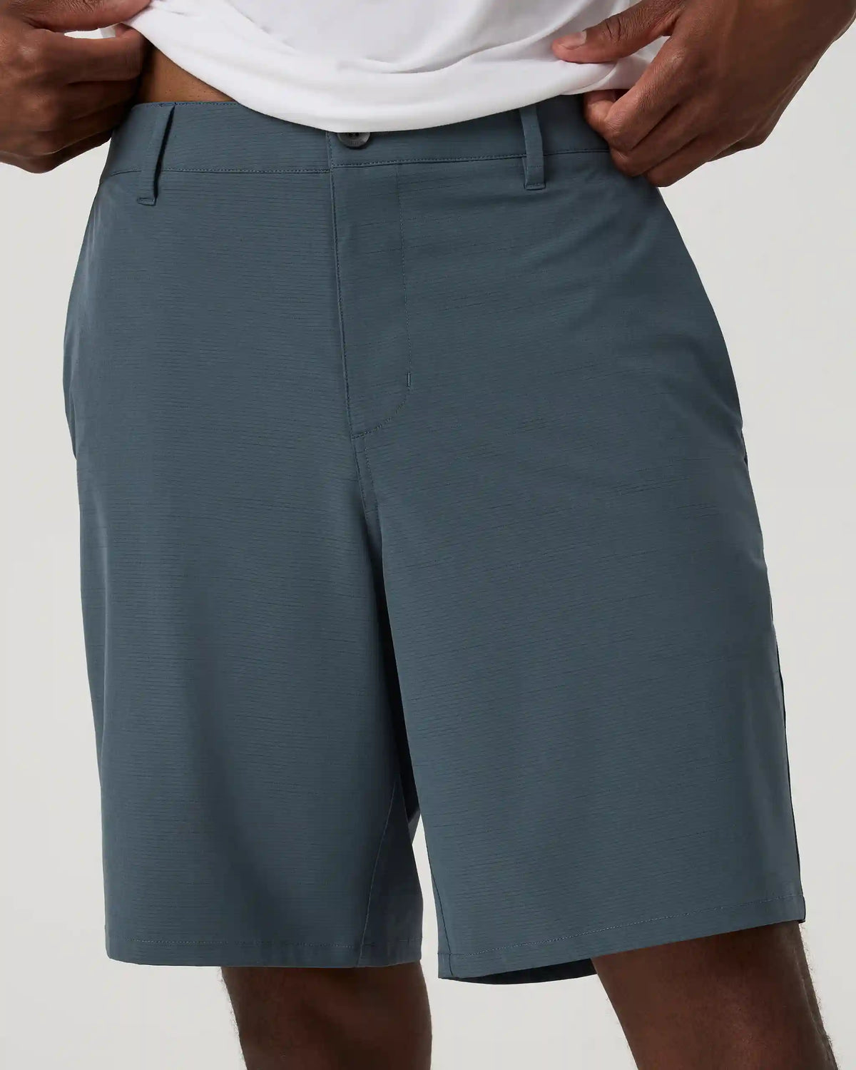 Aim Short 8"