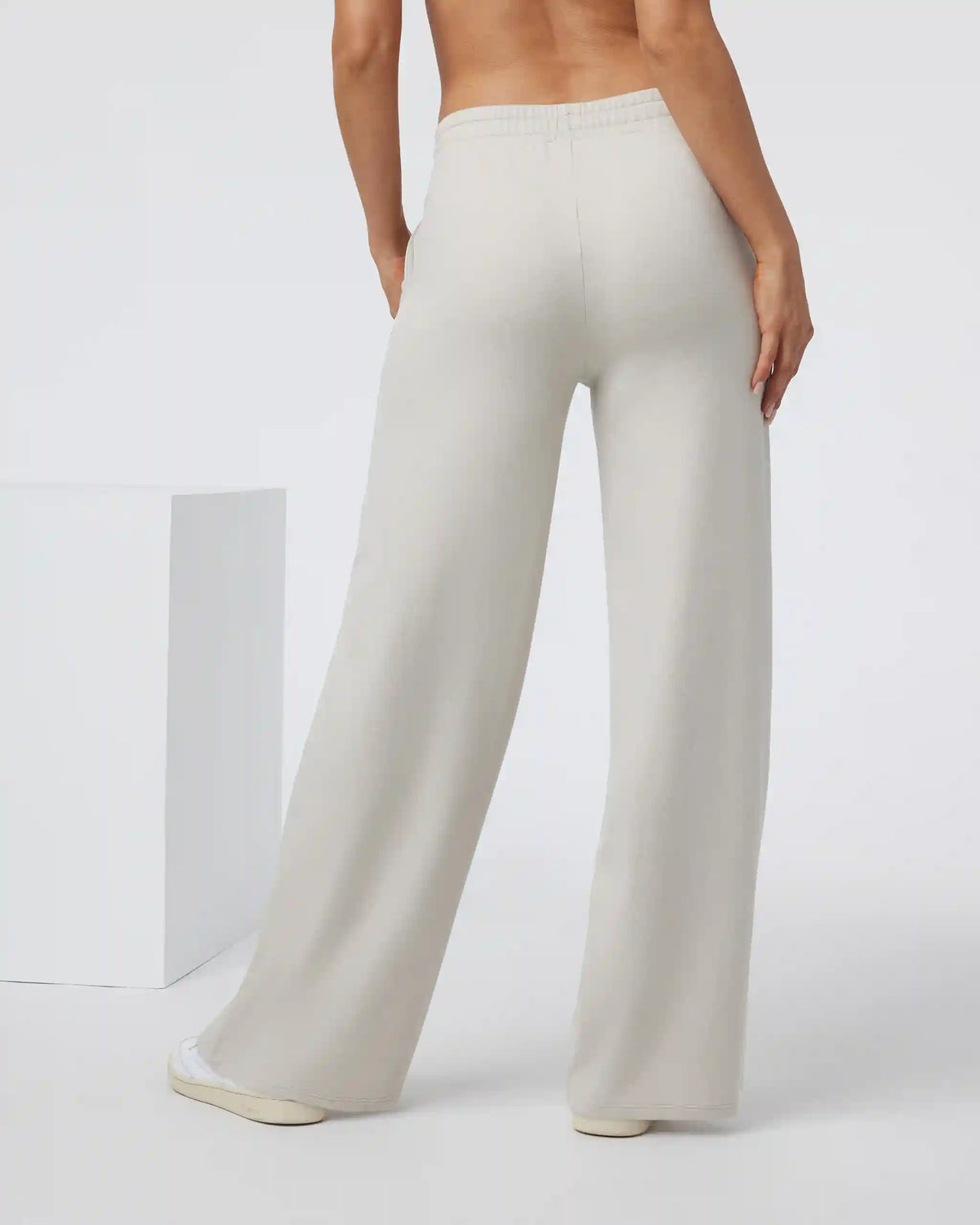 Halo Essential Wideleg Pant - Long