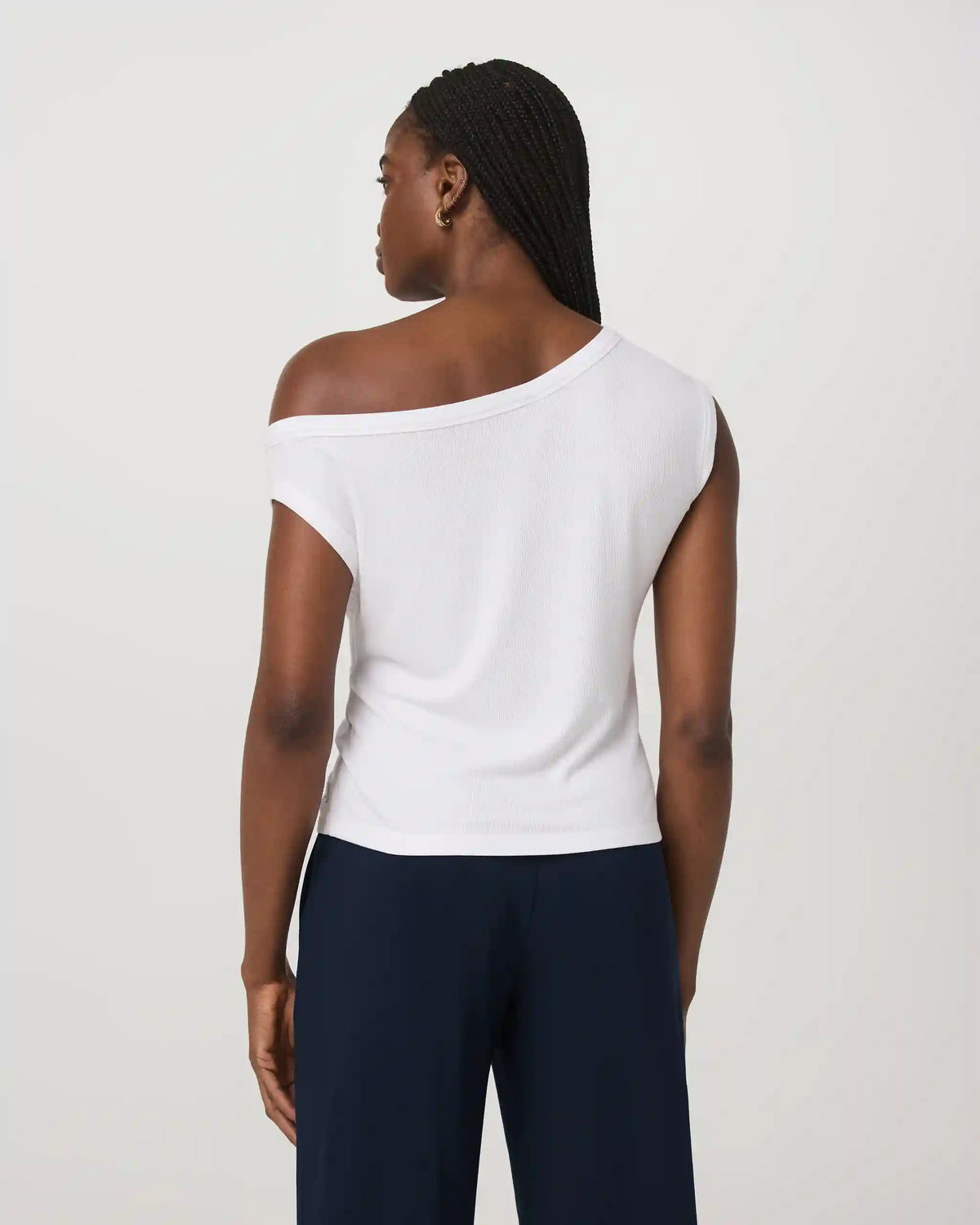 Cove Asymmetric Top