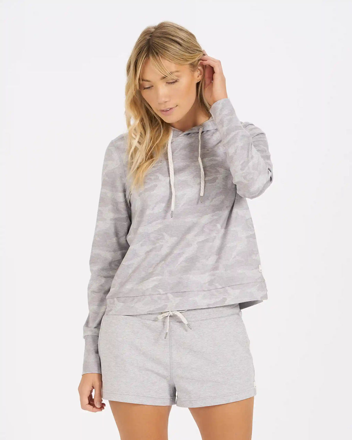 Halo Essential Hoodie