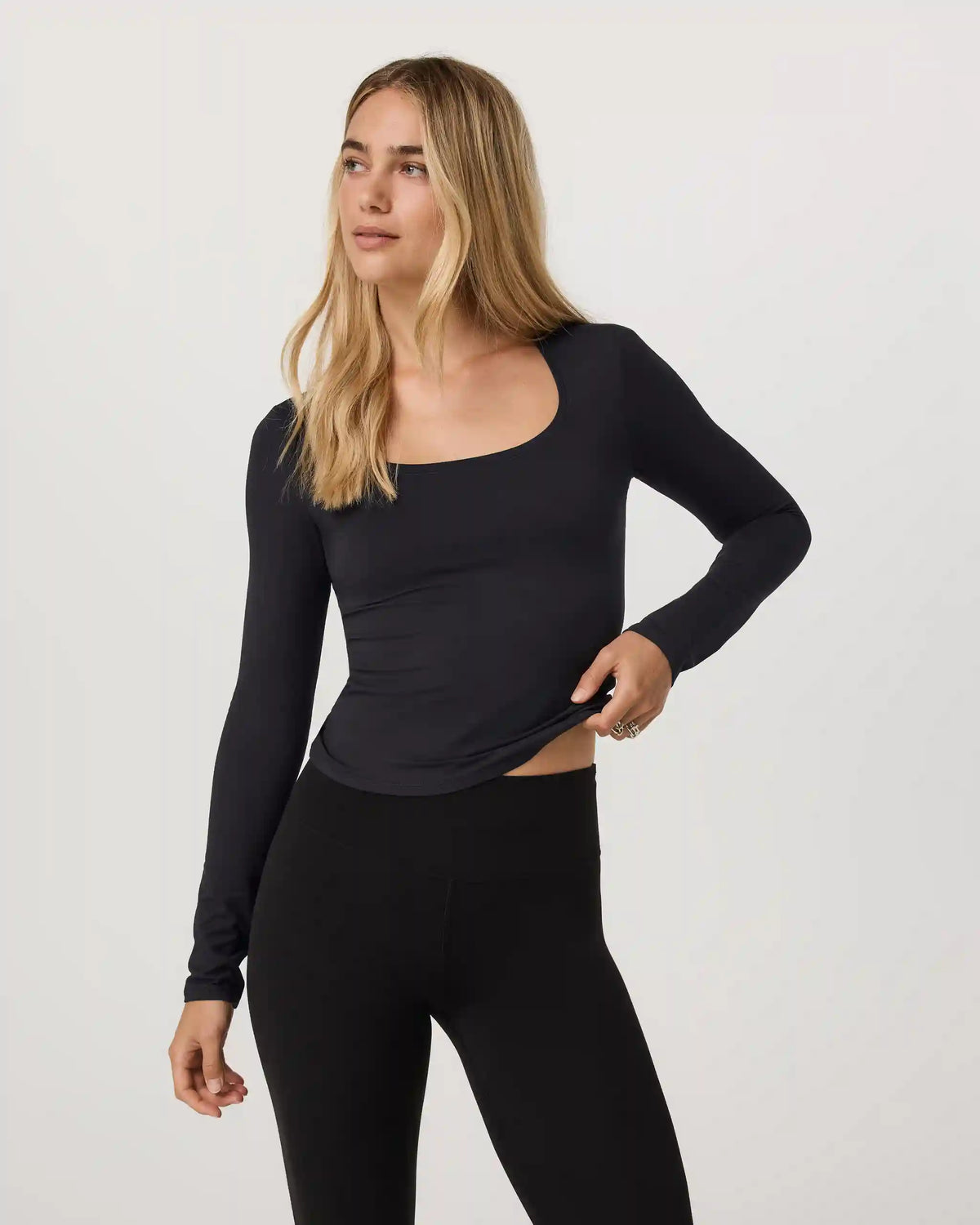 Long Sleeve Halo Essential Scoop