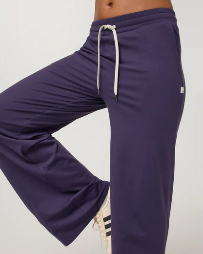 Halo Essential Wideleg Pant