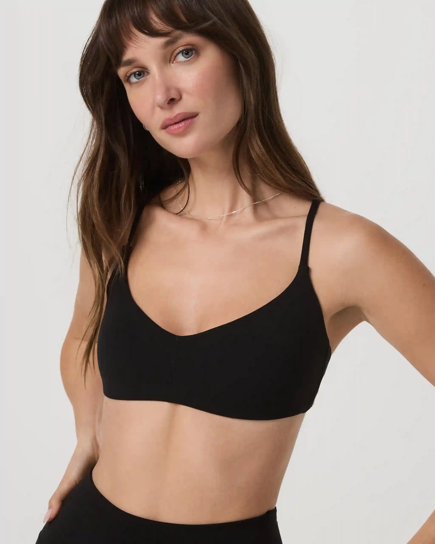 Vuori AllTheFeels™ Strappy Back Bra