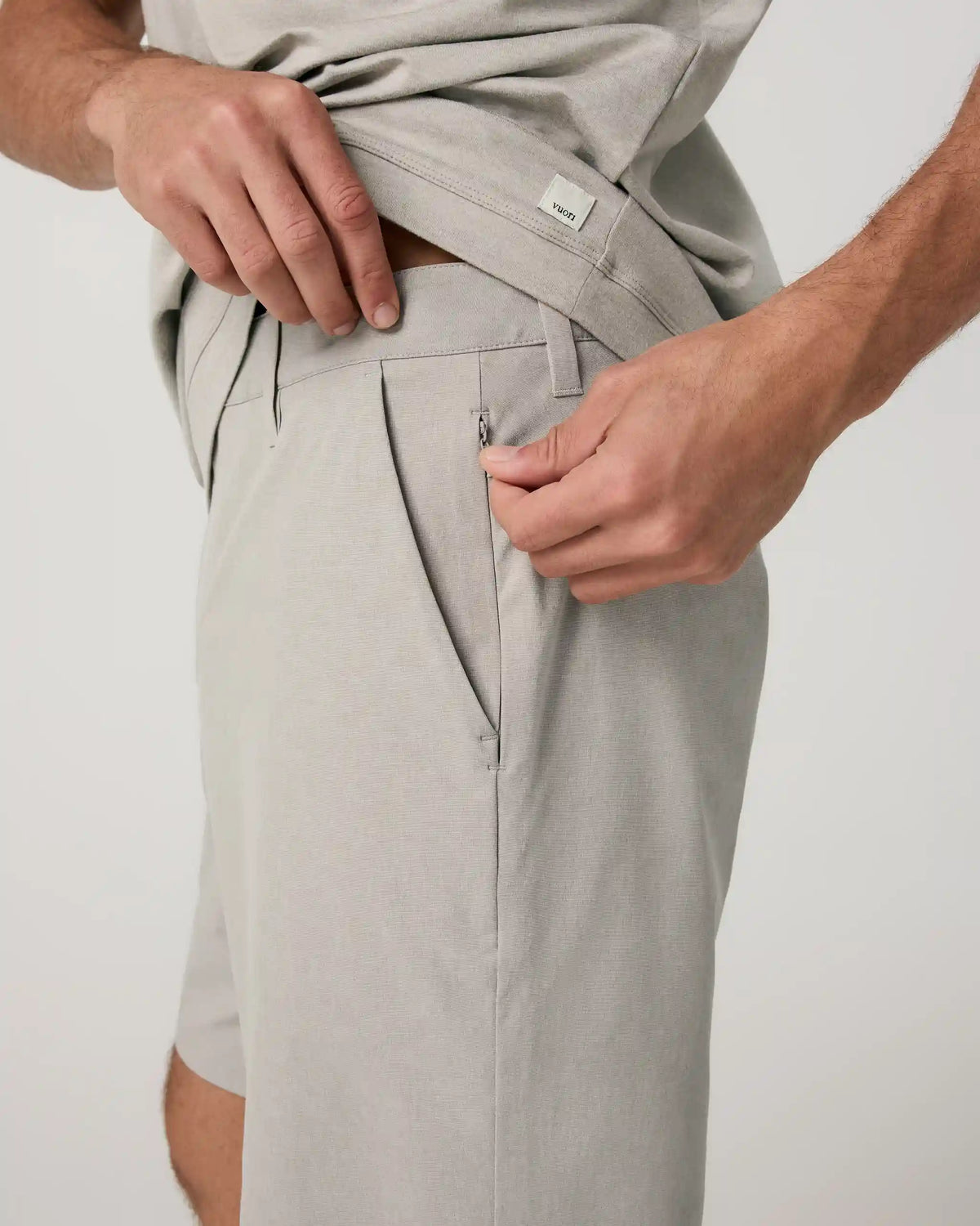 Aim Short 8"