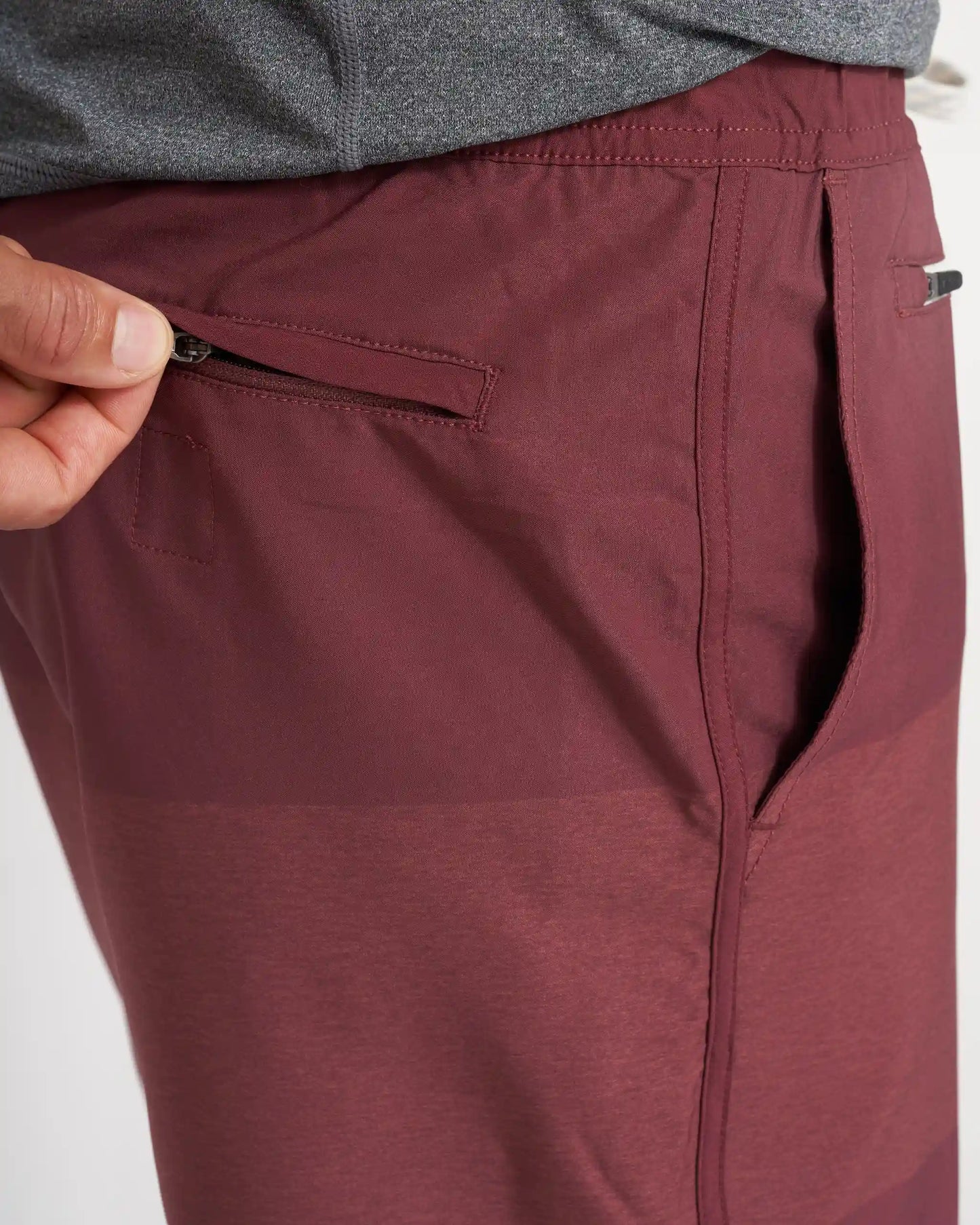 Banks Short Unlined 7"