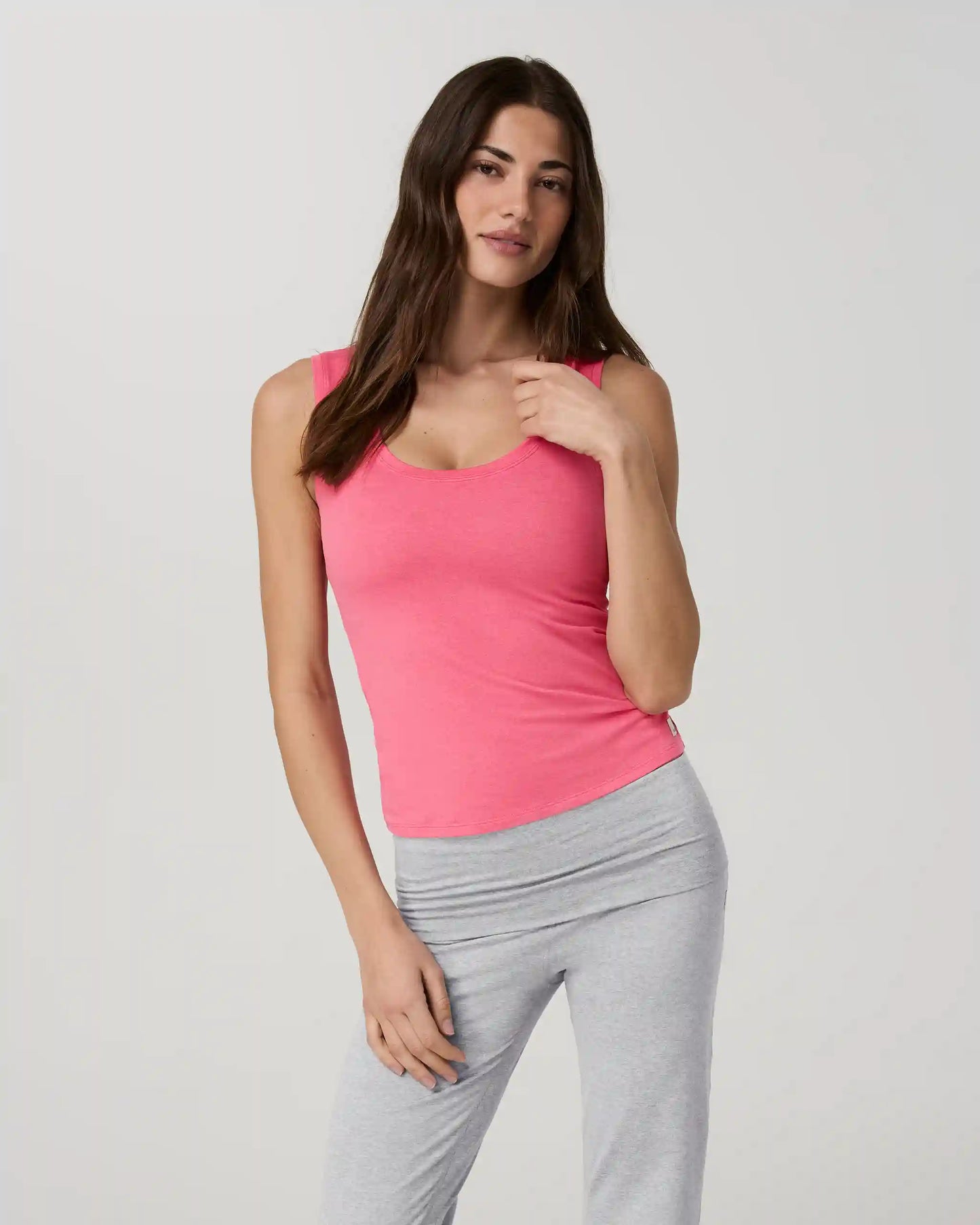 Halo Essential Scoop Tank Long