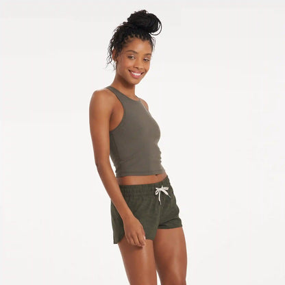 Pose Plyo Tank