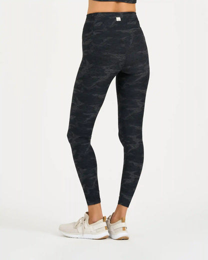 Clean Elevation Legging