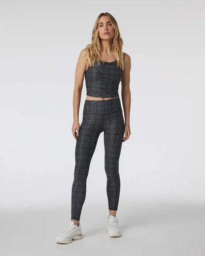 Clean Elevation Legging