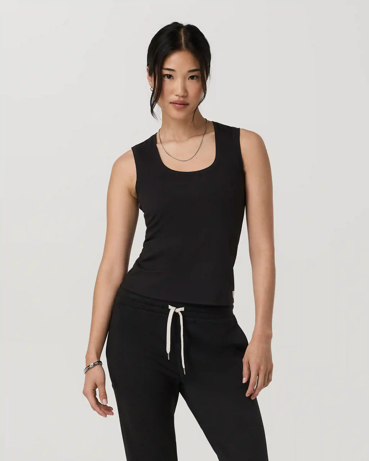 Halo Essential Scoop Tank
