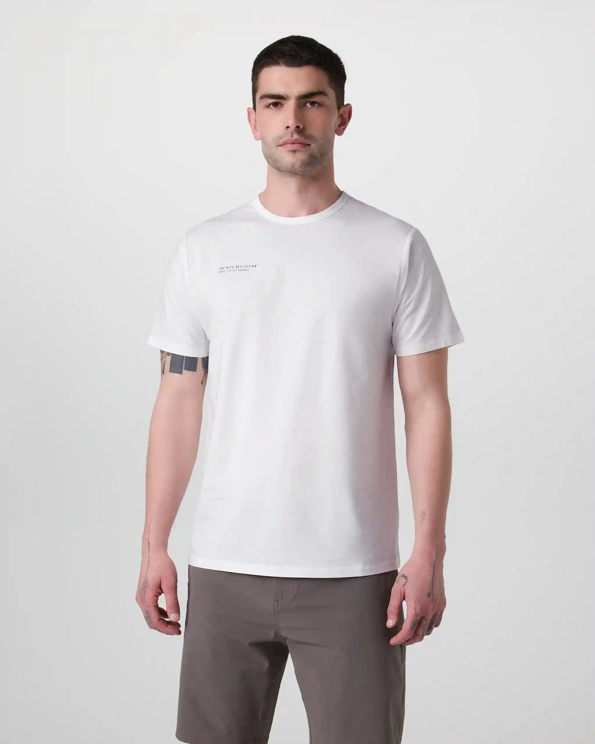 Feather Tee - Vuori x Kelsey Brookes