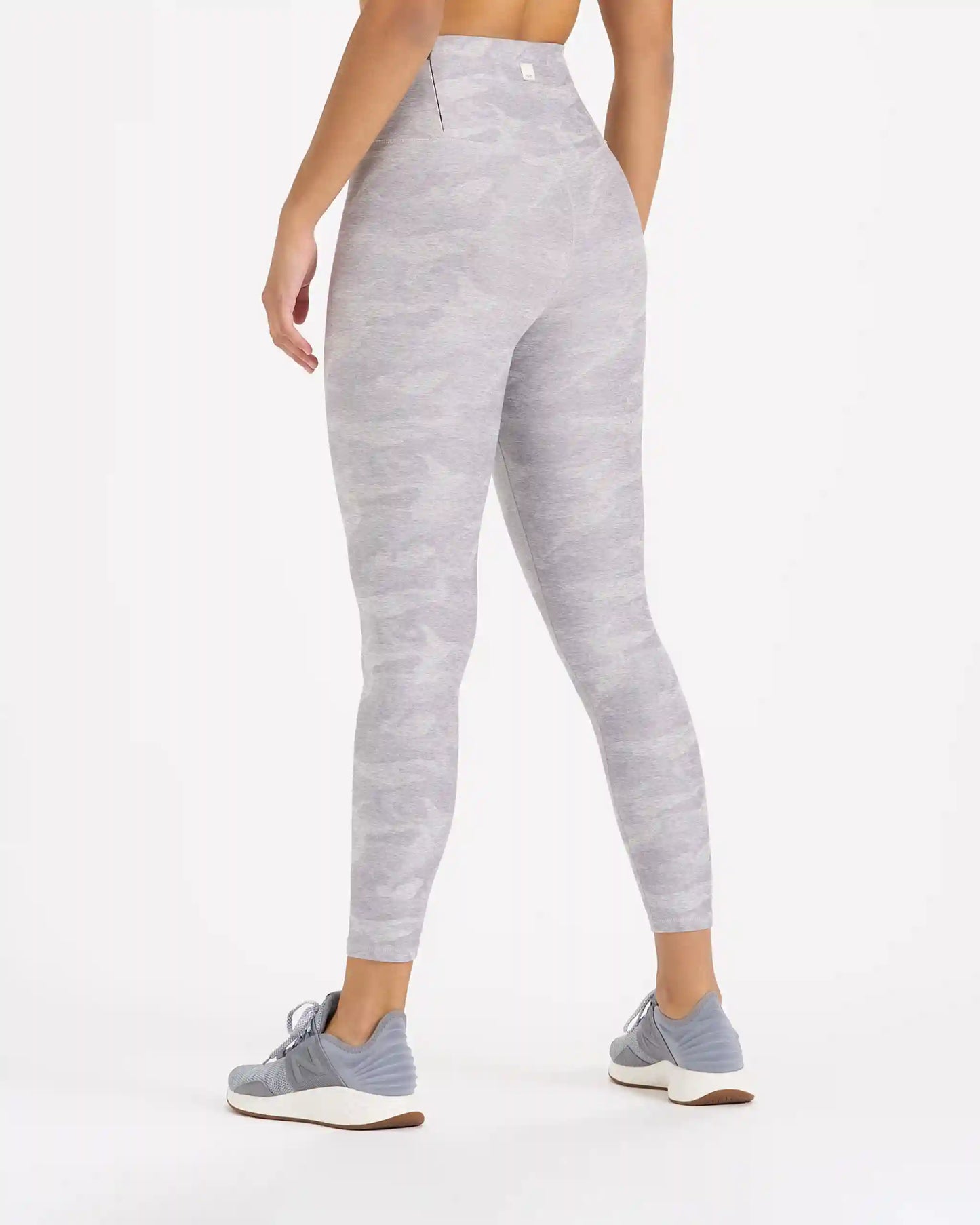 Clean Elevation Legging-Short