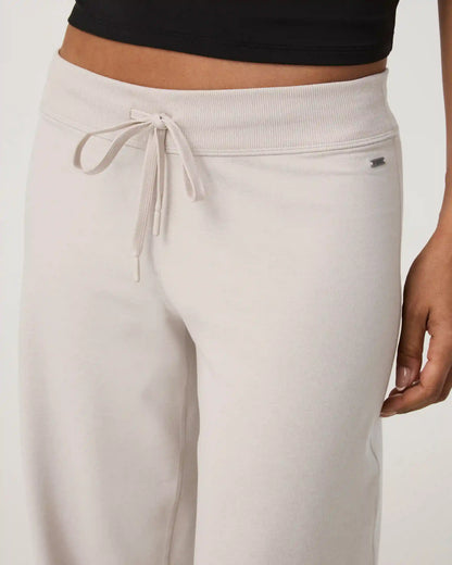 Halo Low Rise Straight Leg Pant - Short