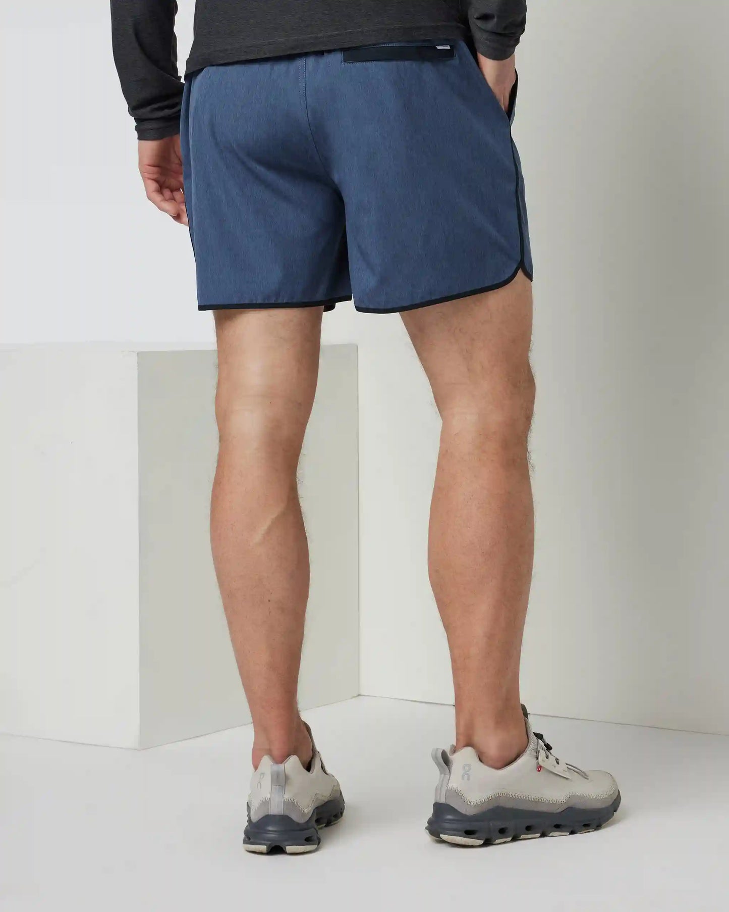 Banks Short Unlined 5"