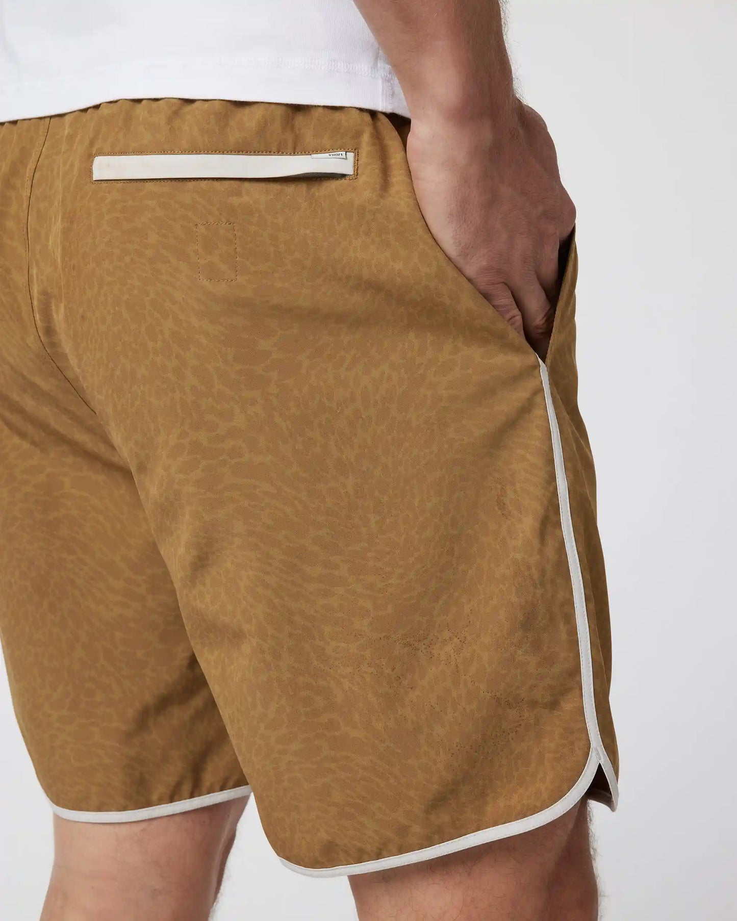 Banks Short Unlined 7"