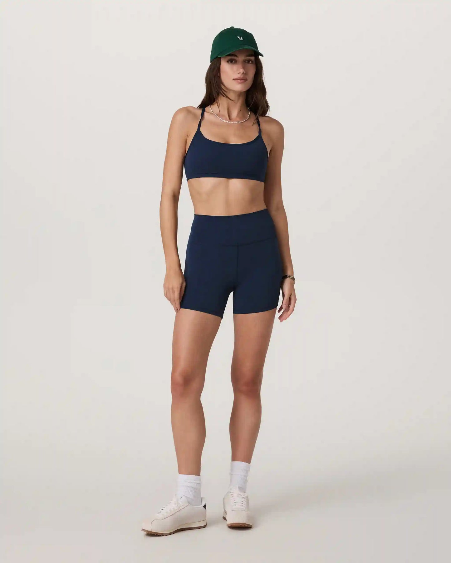 Vuori AllTheFeels™ Short 4"