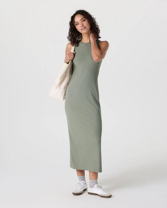 Pose Modern Dress