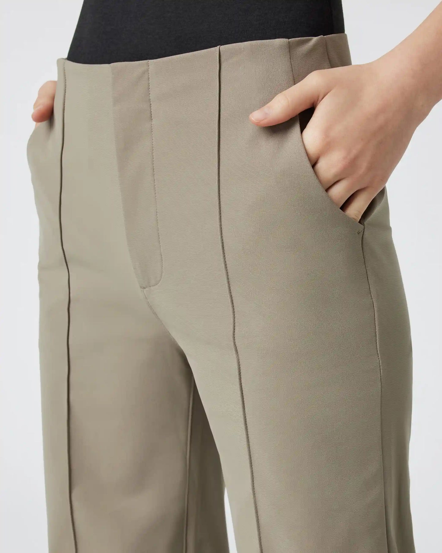 Womens Vuori Meta™ Wideleg Pant - Long