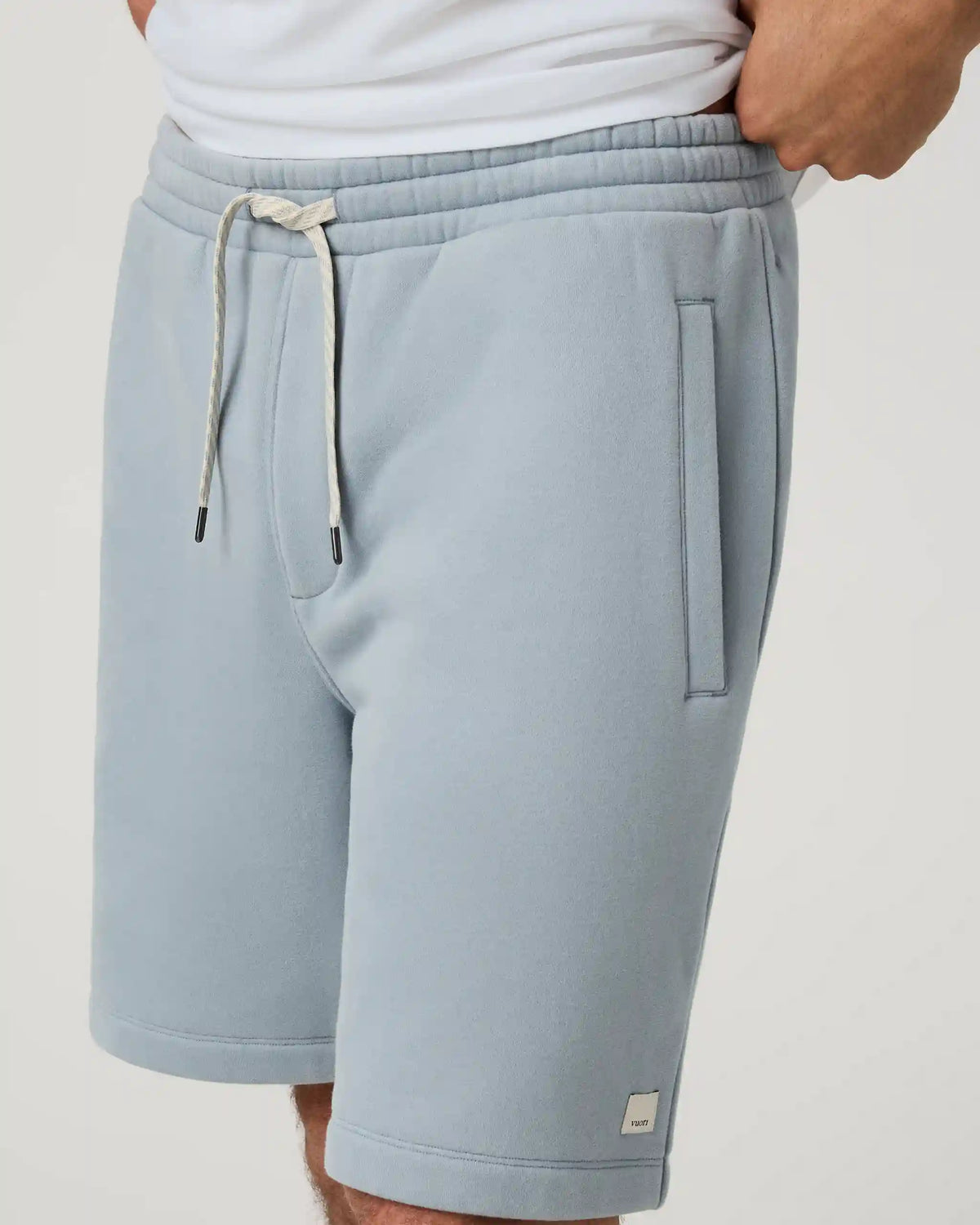 Seaside Short 8"