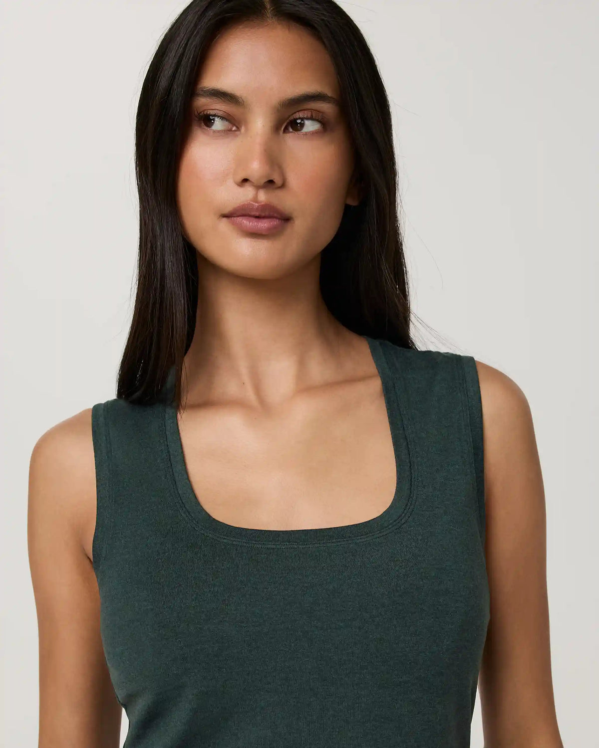 Halo Essential Scoop Tank