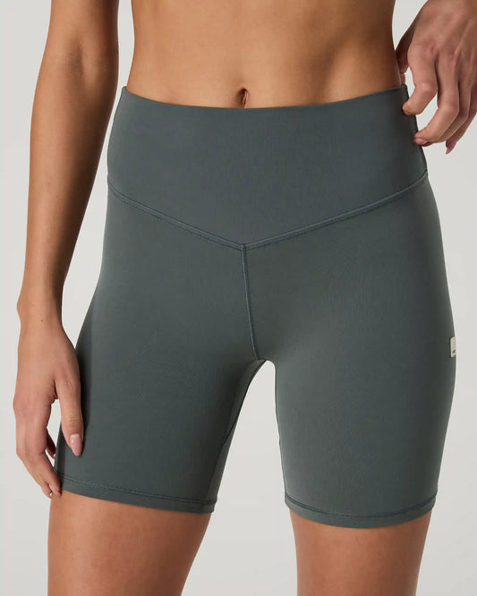 Vuori AllTheForm™ Short 6"