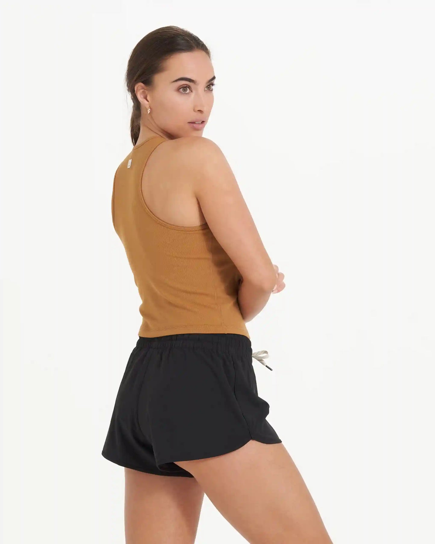 Pose Plyo Tank