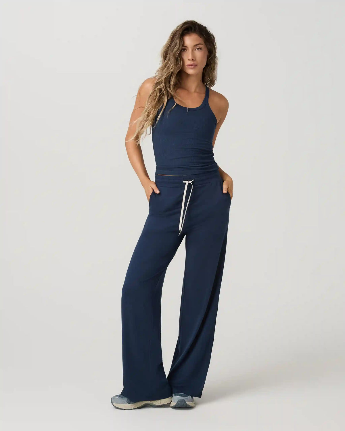 Cove Layering Tank