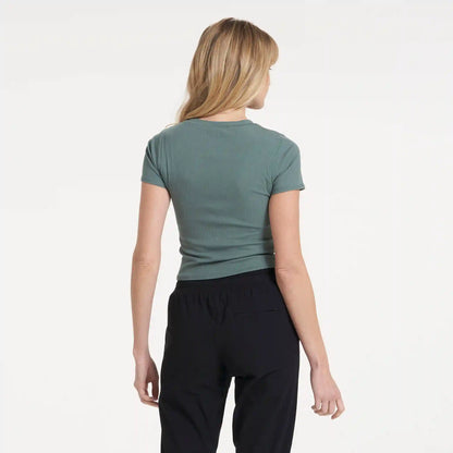 Pose Fitted Tee