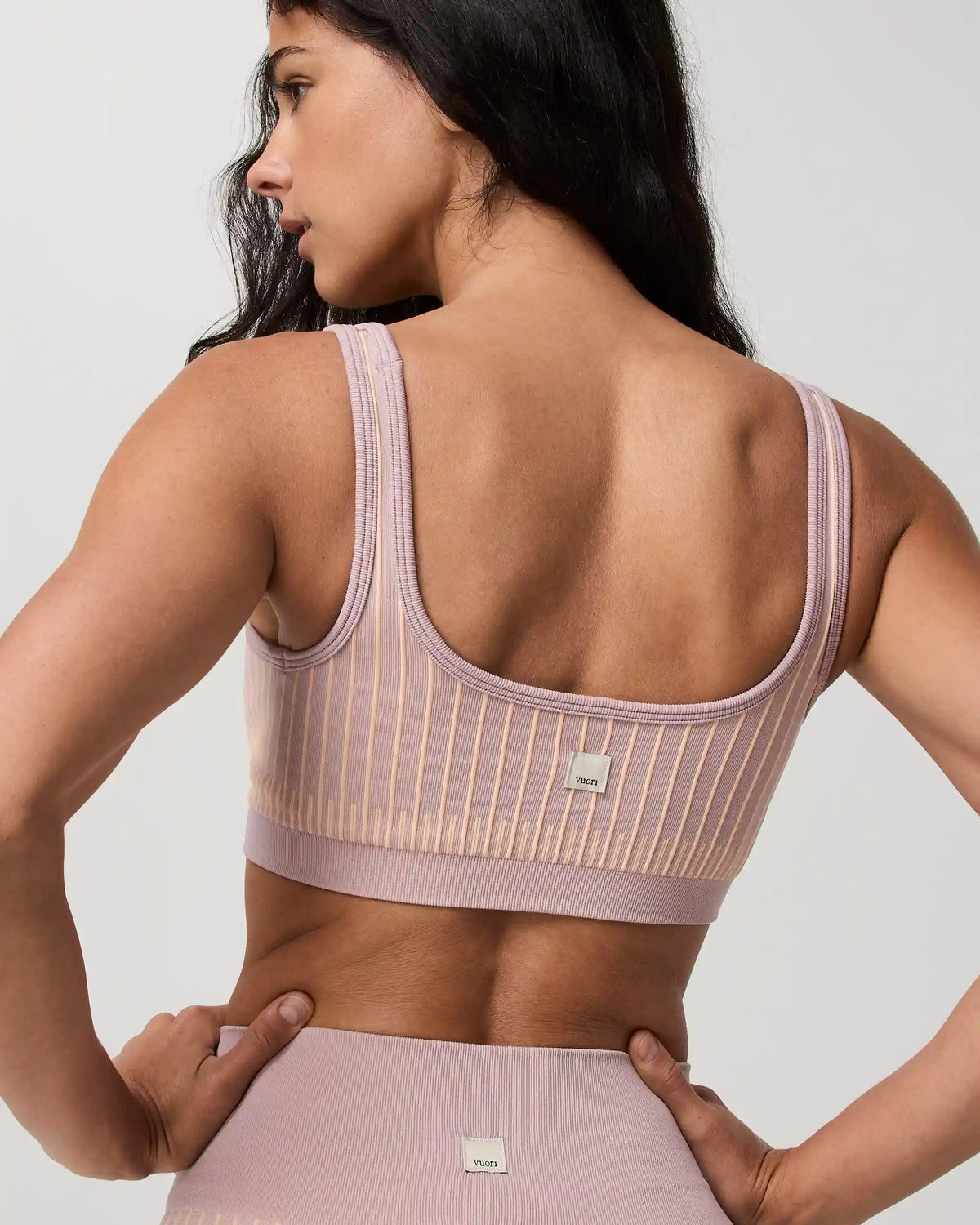 Bi-Color Seamless Longline Bra