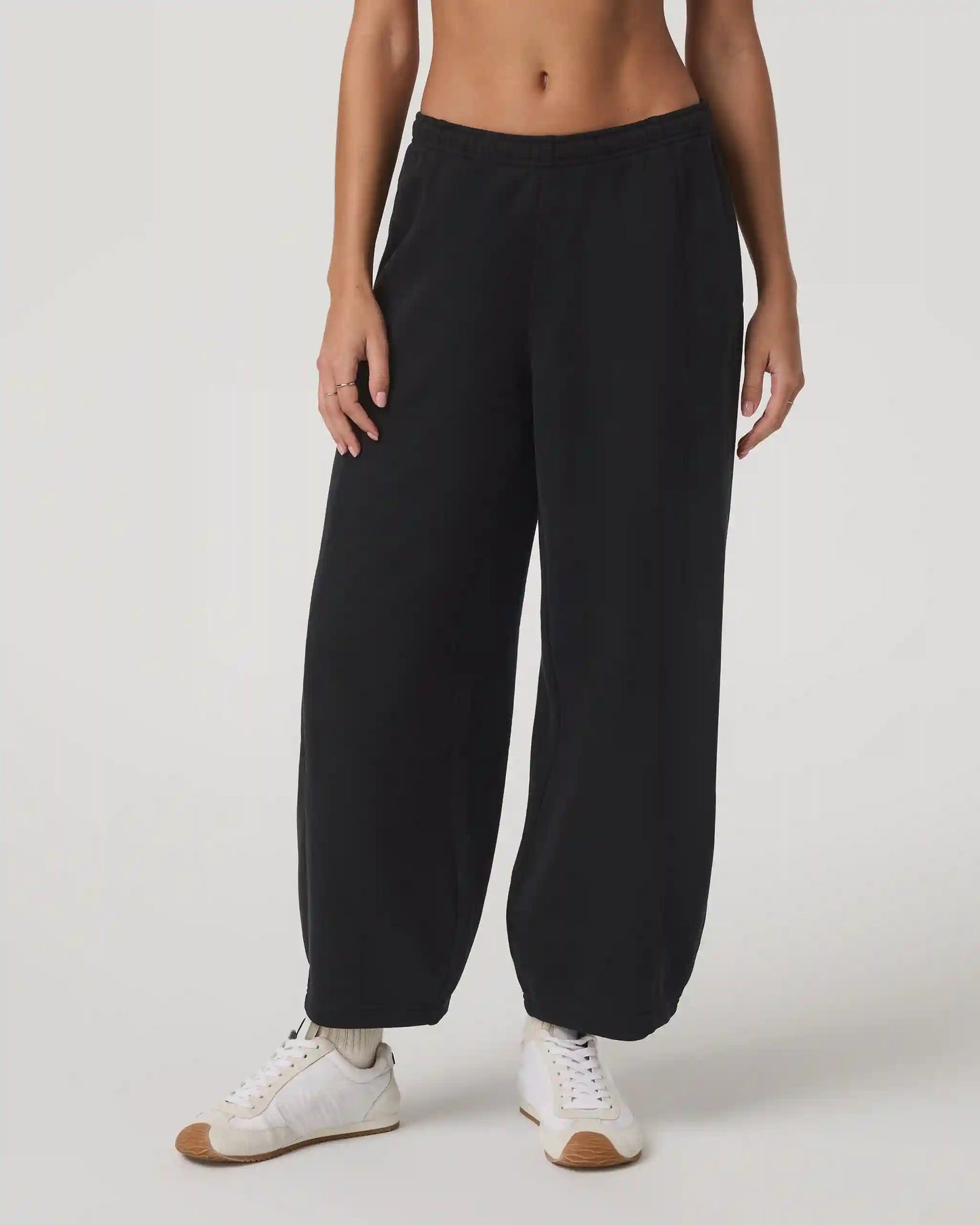 Sedona Barrel Crop Sweatpant