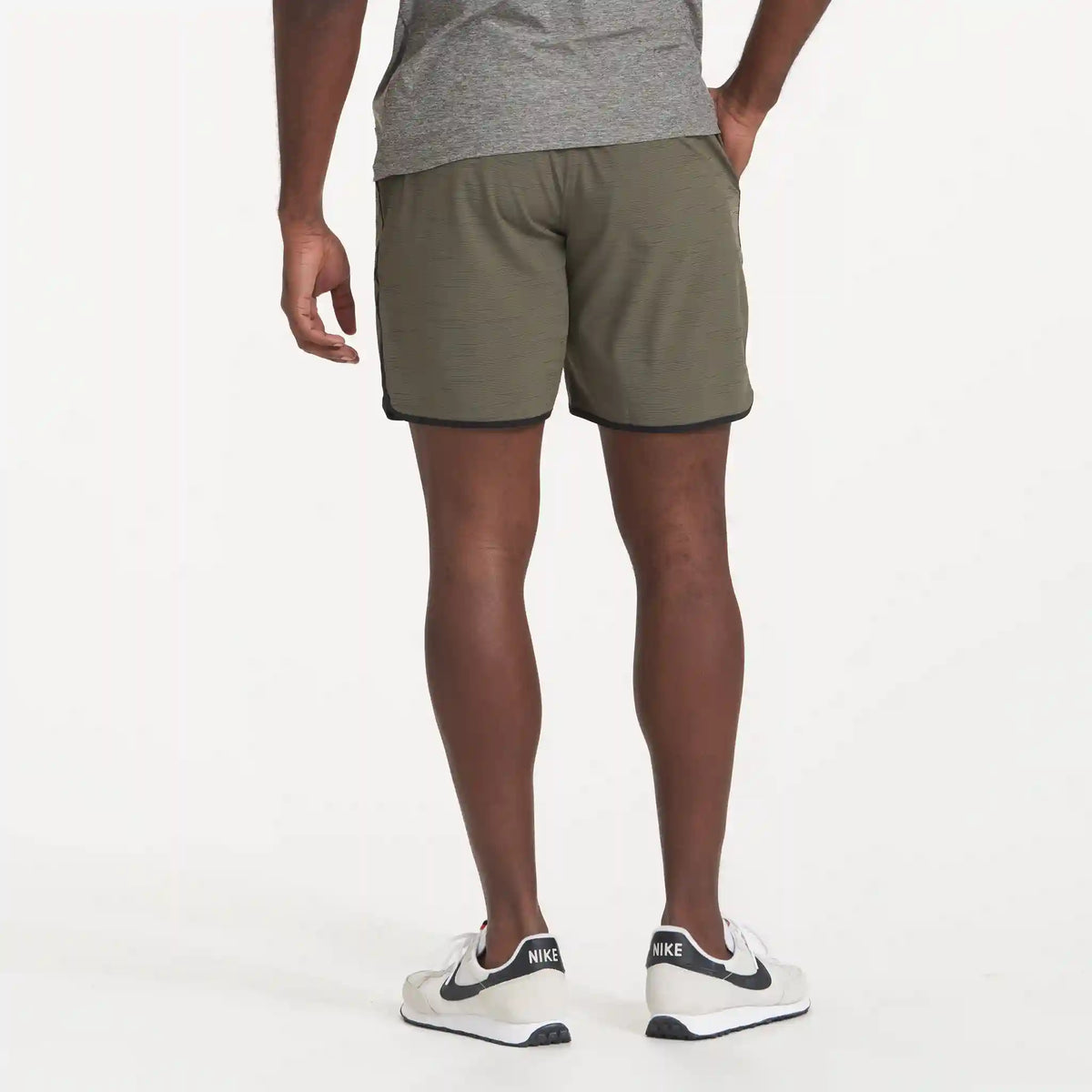 Banks Short Unlined 7"