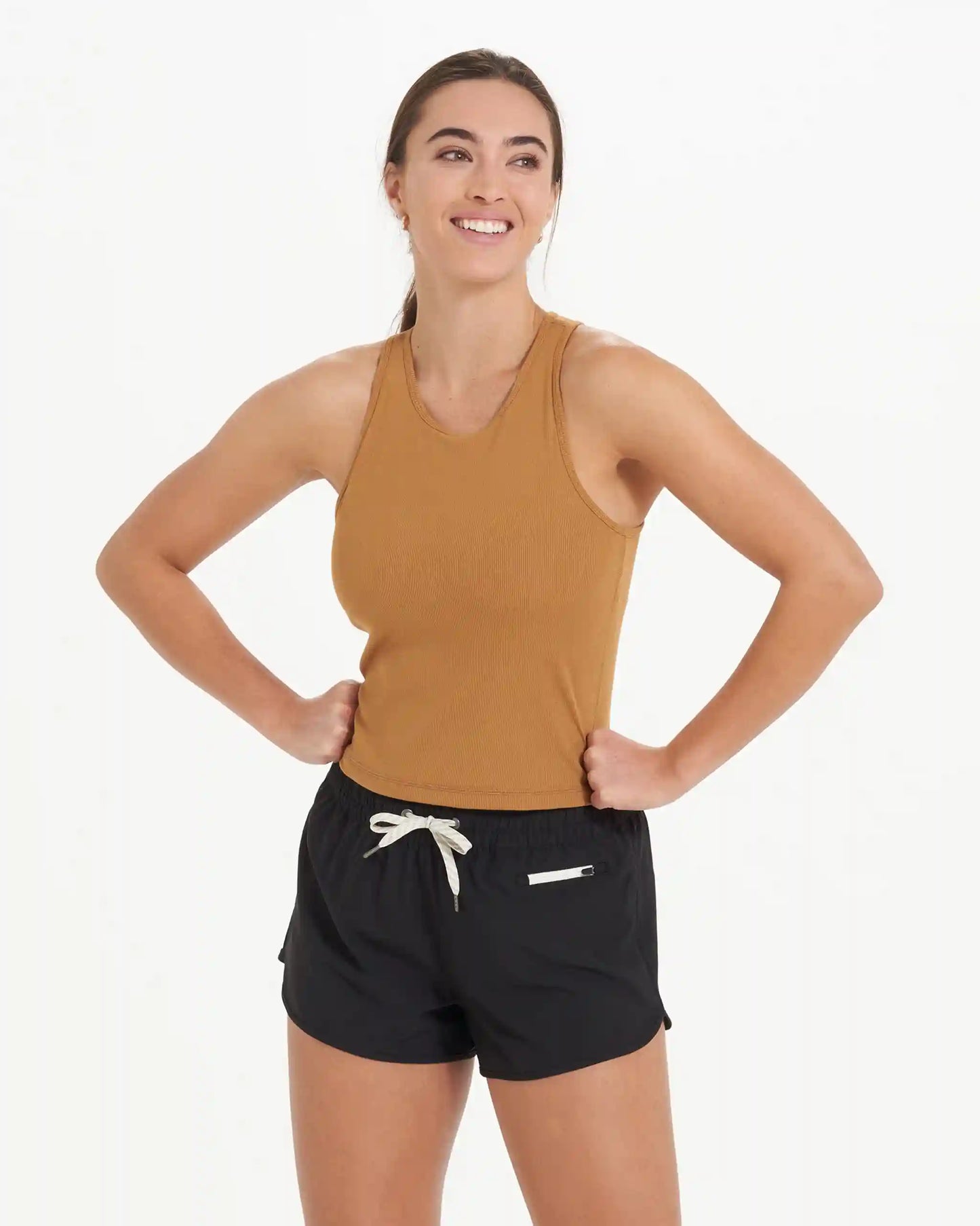 Pose Plyo Tank