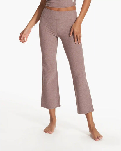 Mid Rise Elevation Slim Bootcut