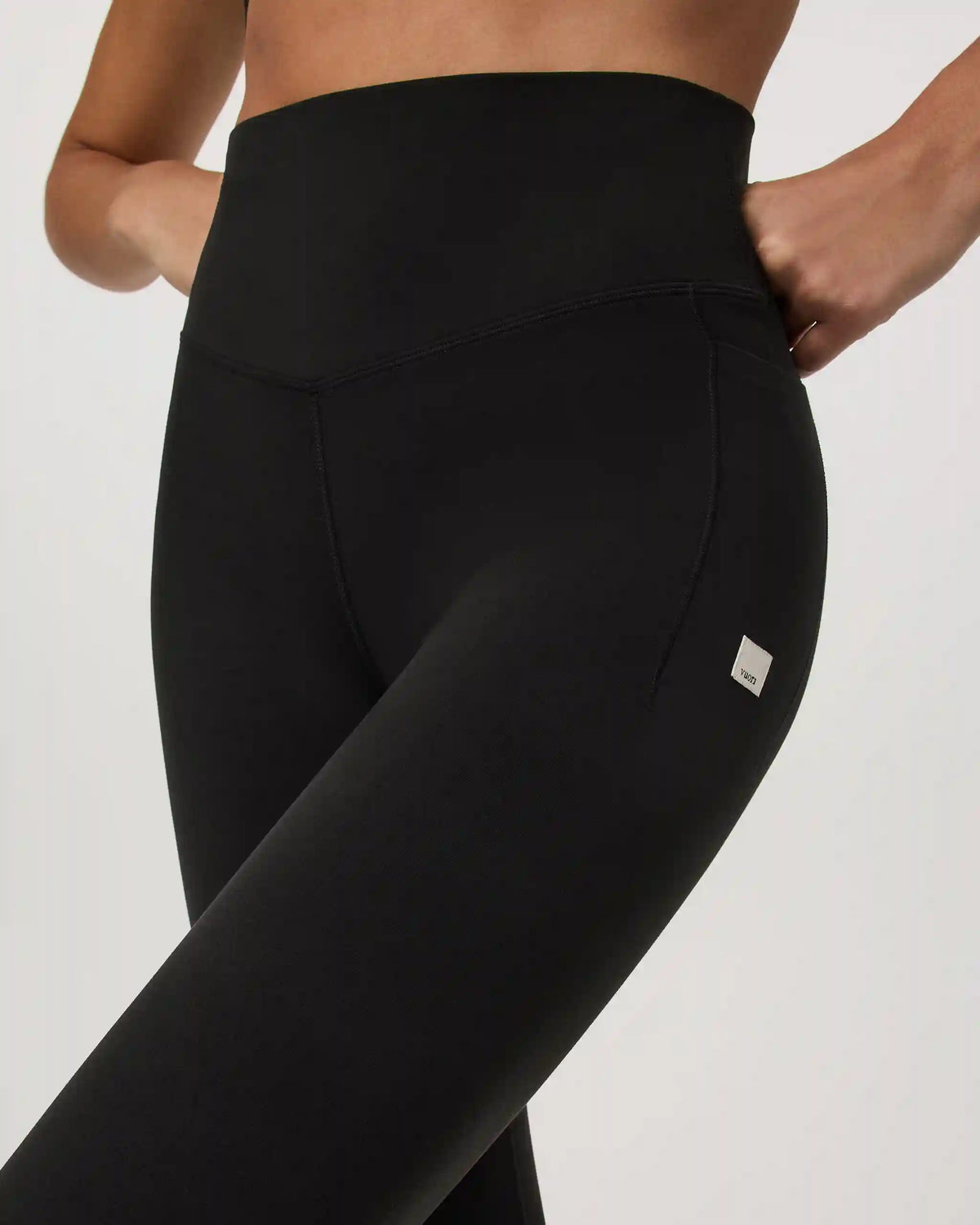 Vuori AllTheForm™ Pocket Legging - Short