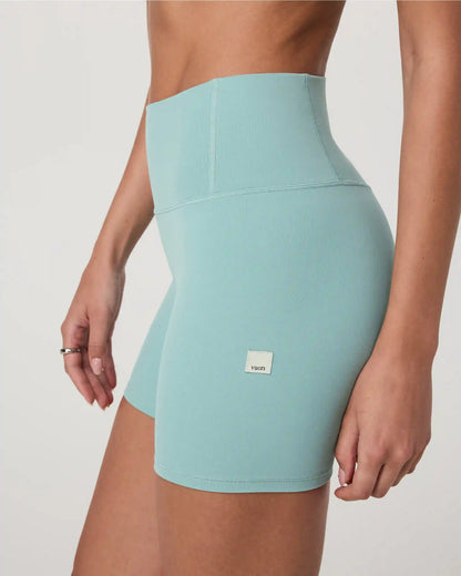Vuori AllTheFeels™ Short 4"