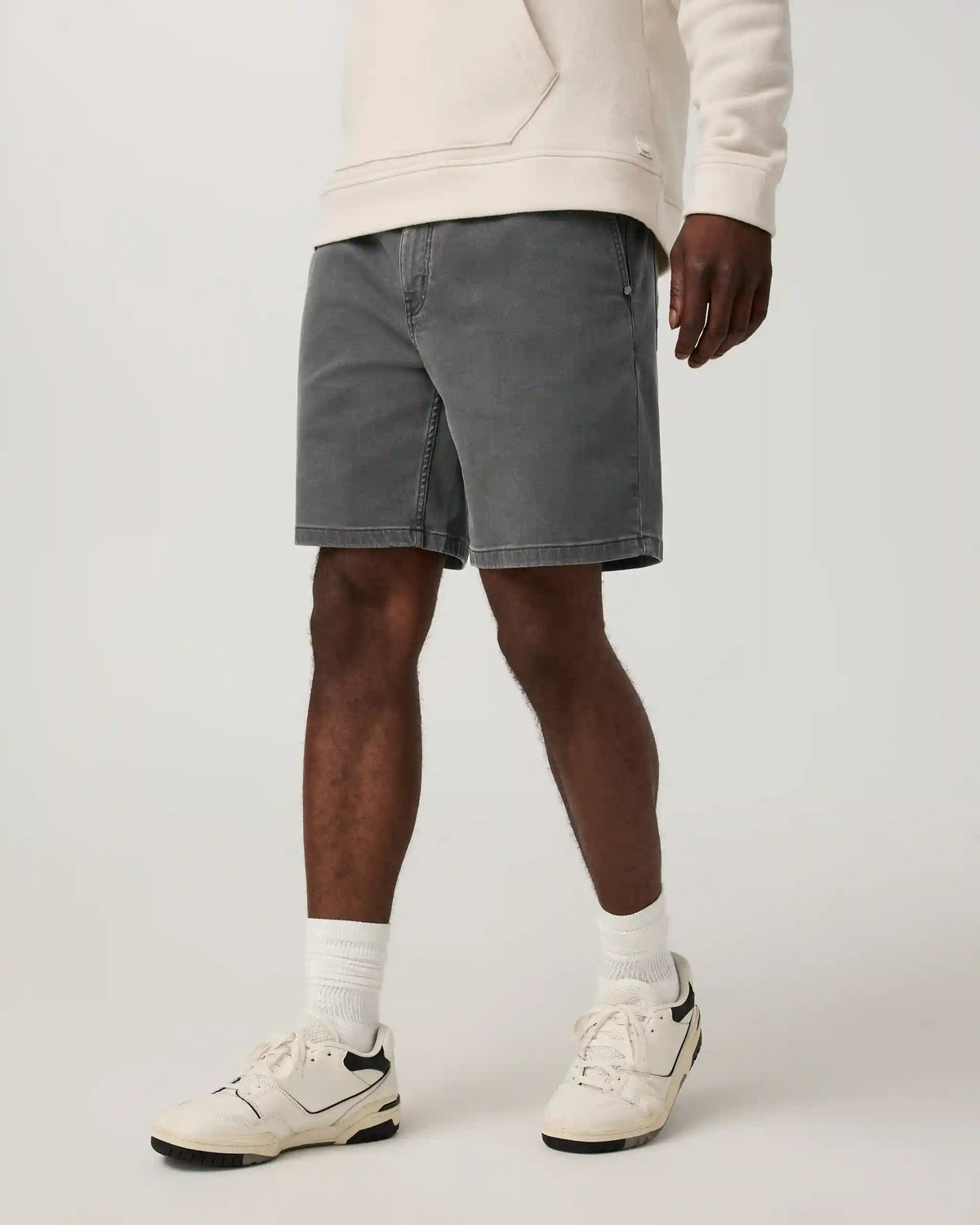Benton Twill Elastic Waist Short 8"