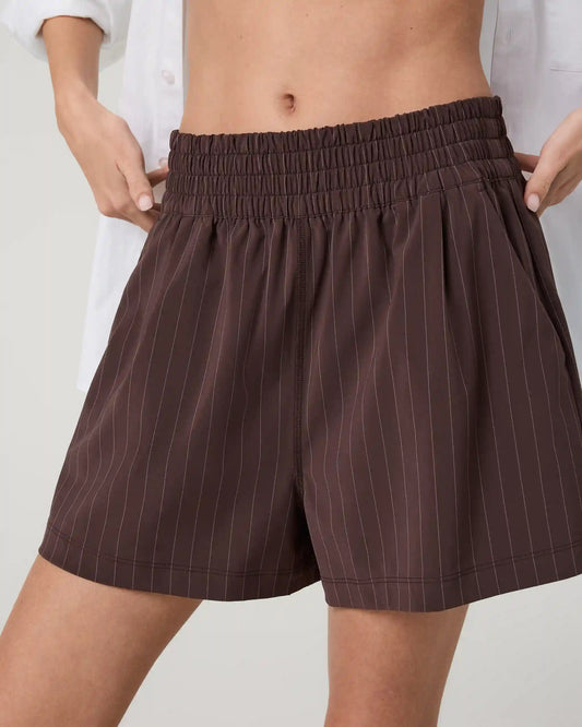 Villa Short